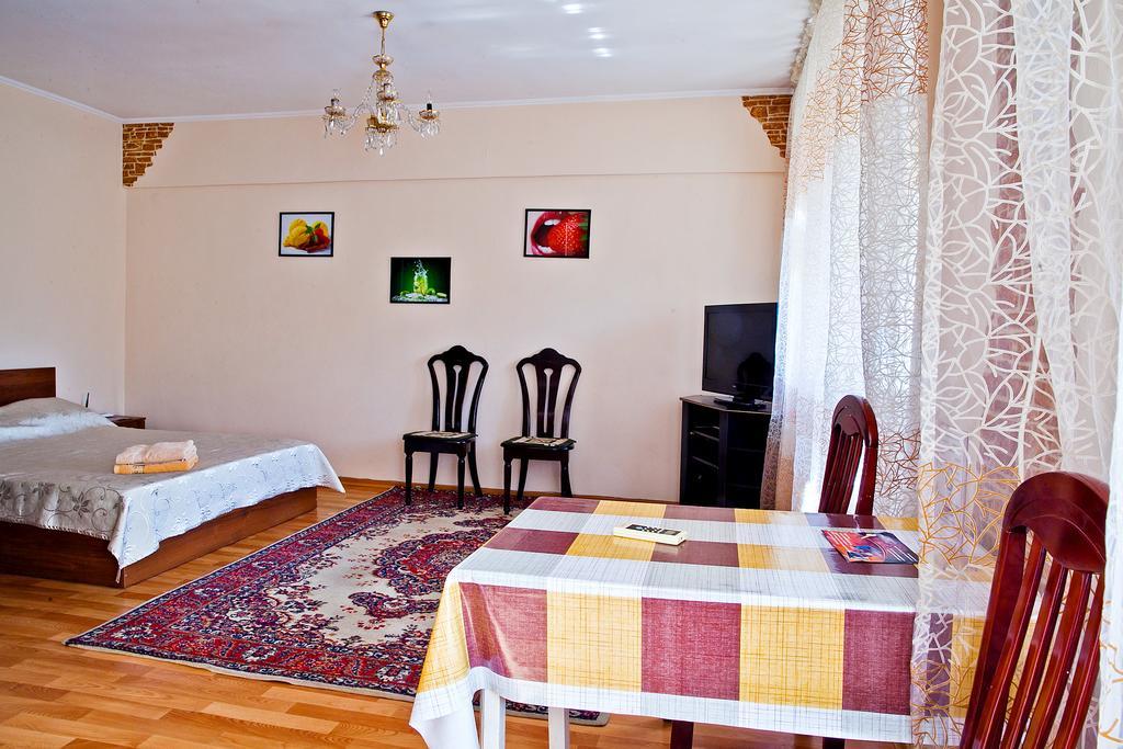 Lessor Centre Apartments Алмати Номер фото